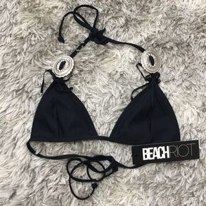 Beach Riot Swim - NWT Beach Riot Medusa Triangle Black Bikini Top Beach Riot Swim - NWT Beach Riot Medusa Triangle Black Bikini Top